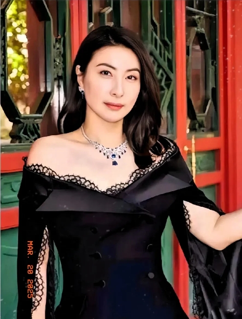被家人呵护的感觉是幸福的！

郭晶晶即使身处霍家也始终惦记着家乡的味道。她在采访