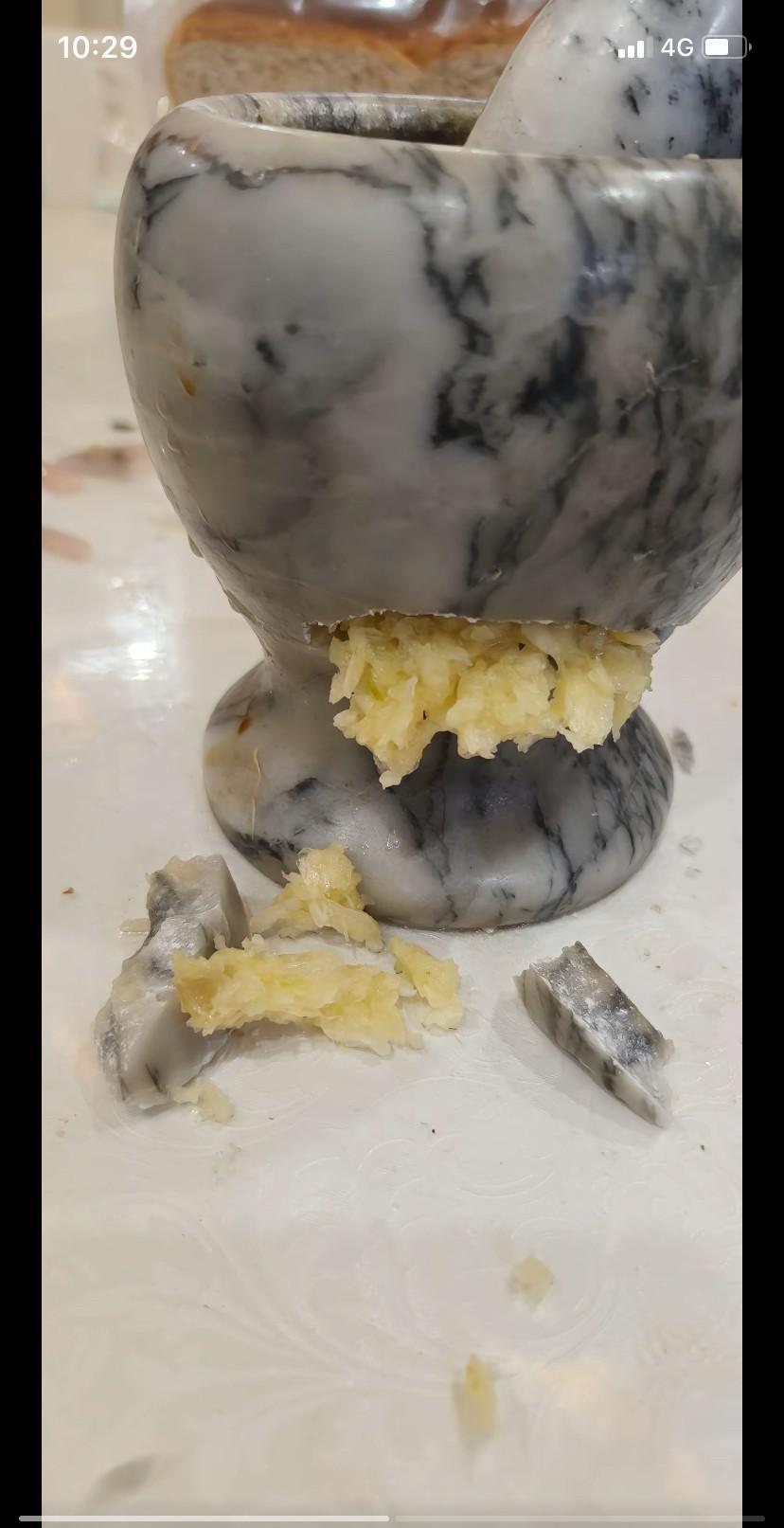 用了20多年。今天算是毁在了女婿手里，我爸还心疼的不得了，你说你多大劲没地方使，
