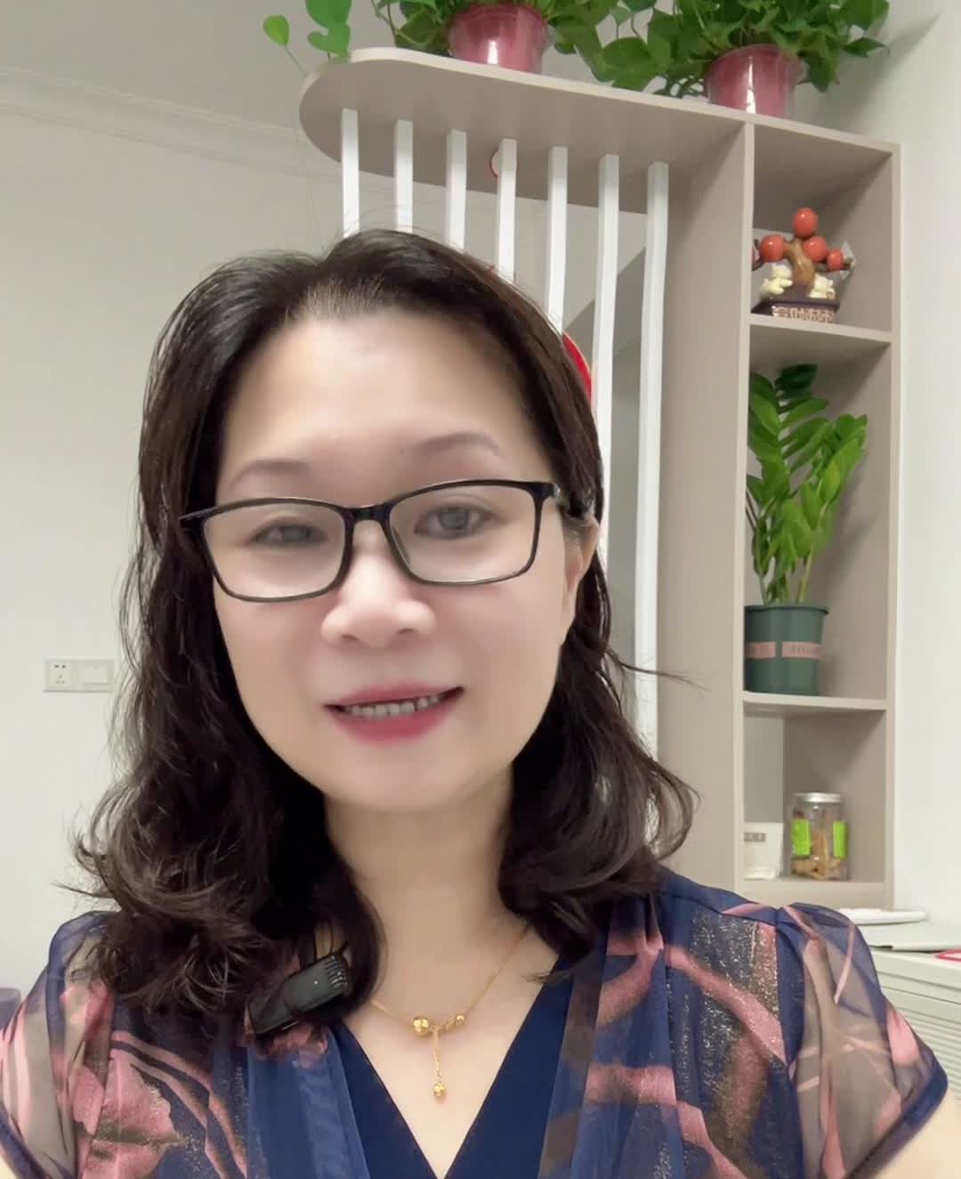 风韵犹存的八大女演员。
·第一个：孙俪。
·第二个：杨钰莹。
·第三个：俞