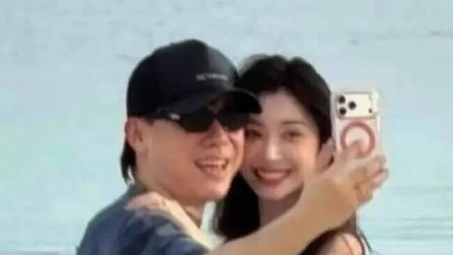 揭秘42岁胡彦斌与小16岁易梦玲恋情曝光内幕