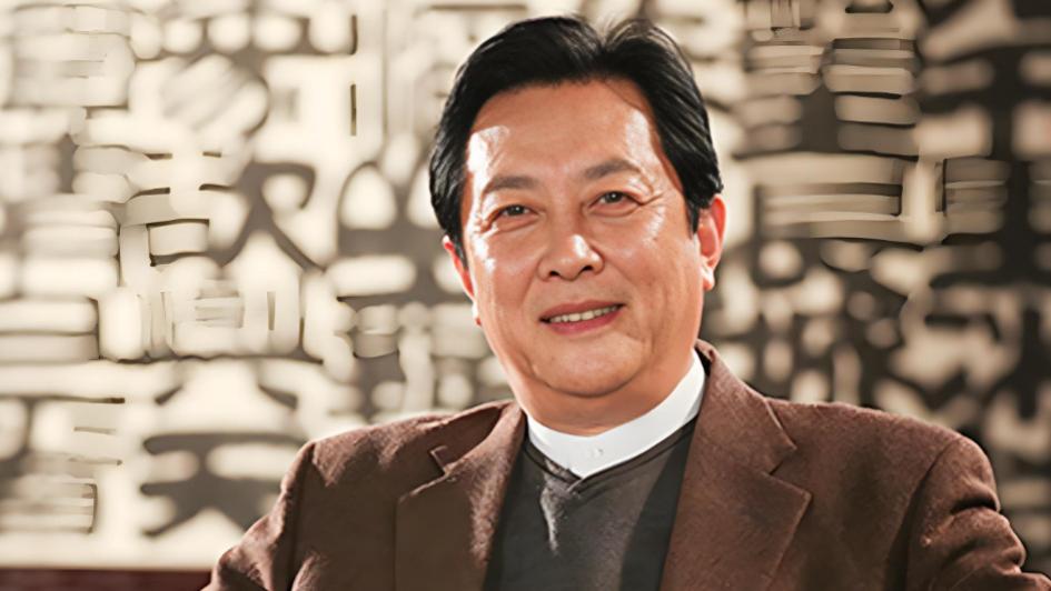 七十多岁唐国强：荧幕帝王难逃人间疾苦，千万片酬难买长子光明