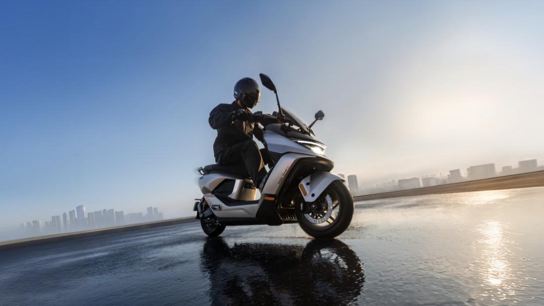 全场景智能赋能：九号的用户生态构建之道