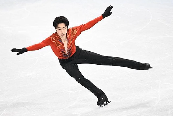 三战冬奥的金博洋在2月14日凌晨出战花滑男单自由滑，在《完美交响曲》配乐中完成奥