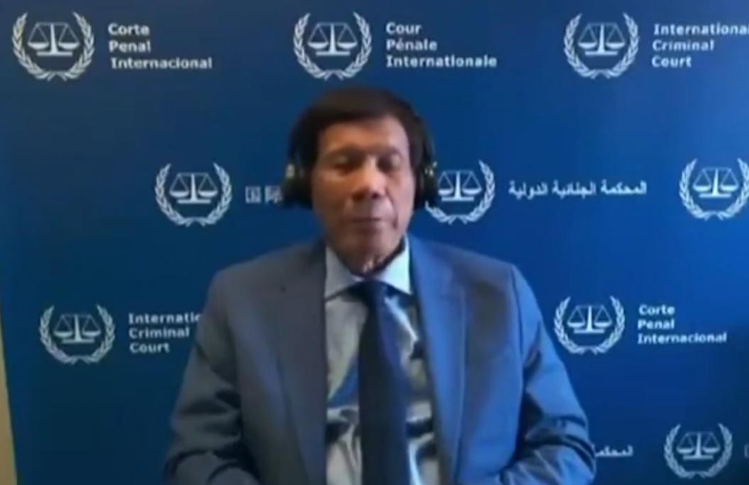 杜特尔特视频出庭身体差





老杜摊上大事了！摊上大事了！国际刑事法院要审他