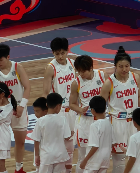 连看两场女篮，难过的不止是我们

昨晚失眠，最共鸣的还是客观分析和真心支持中国队