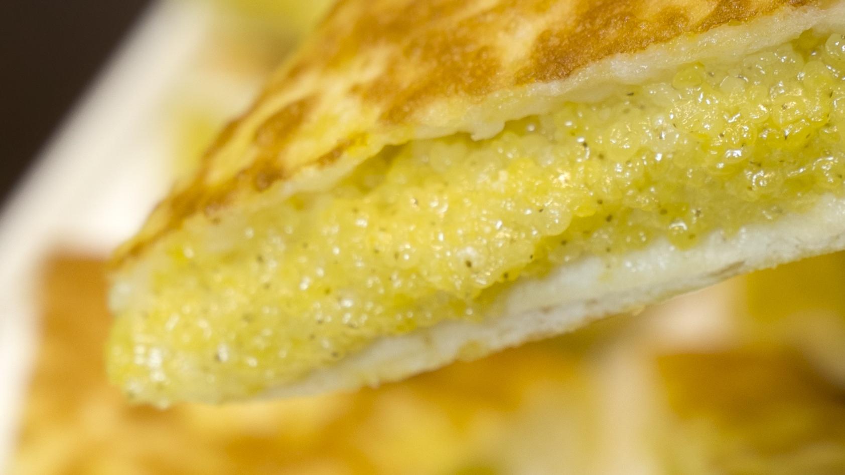 宝妈私藏！这个大黄米饼太好蒸了