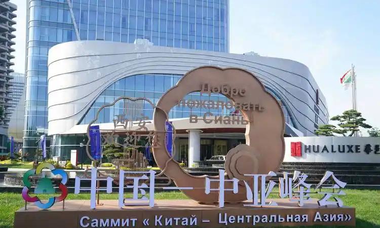 中企在哈萨克斯坦签下大单，不仅解决了对方所有难题，对我们更有战略意义
日前中方出
