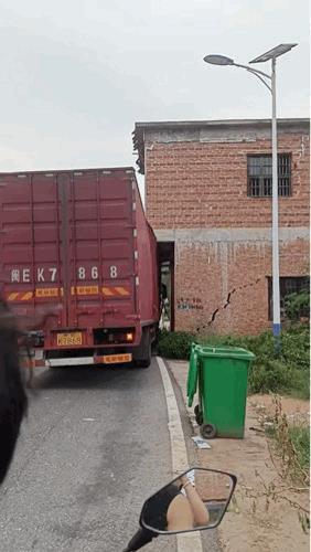 这种情况责任怎么划分？[what]