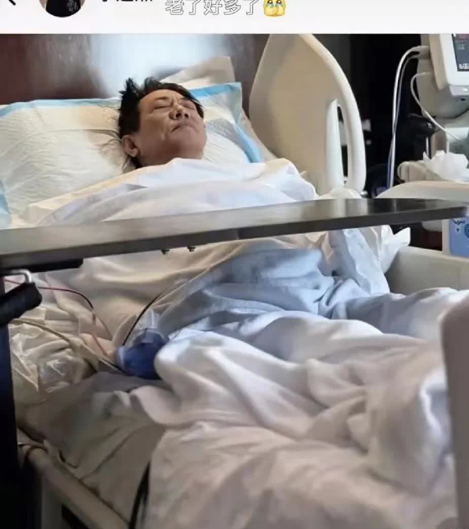 李连杰是真正的修行之人，
早就开悟，
就连住院发文都充满禅机，
这是无惧无