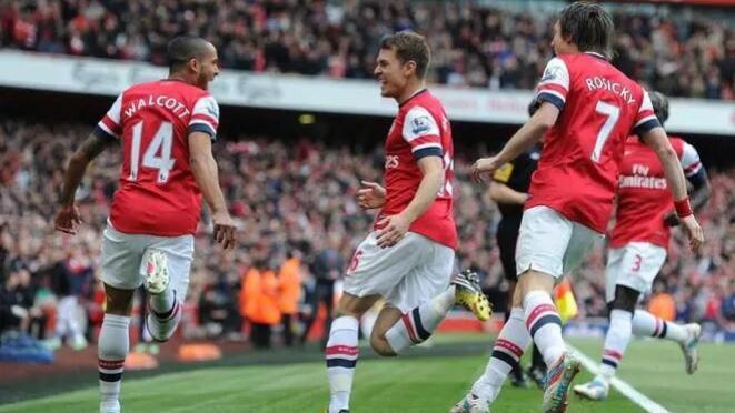 10.20英超激战今晚打响：西汉姆联VS布伦特福德，保级关键战谁能笑到最后？