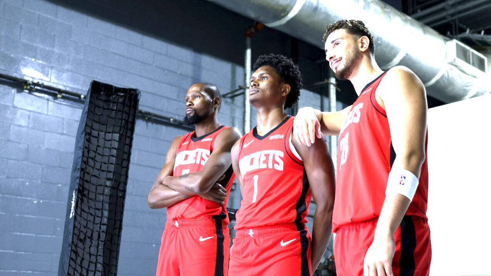 NBA最新战力榜更新！火箭跌至第6，湖人守住第7，快船跌至倒数第4