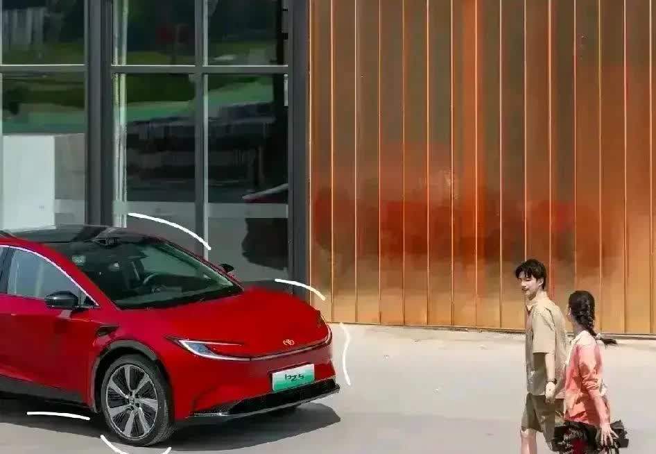 不管你信不信，都是不争的事实！

电车：跑500公里，充电30多元；
油车