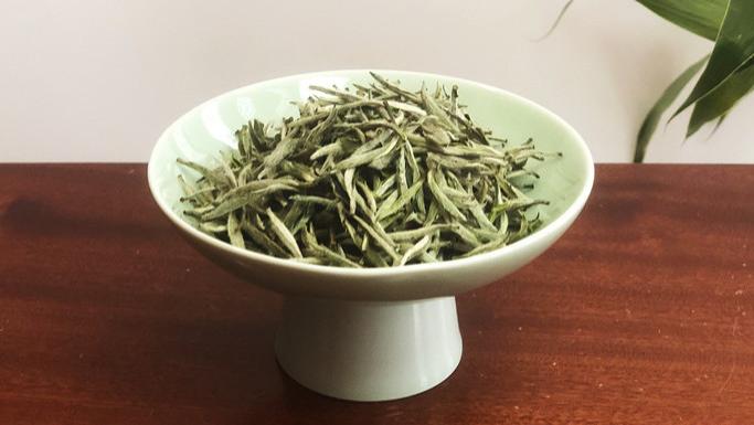 揭秘福鼎白茶白毫银针的5种灵魂香气！老茶客私藏的避坑指南来了