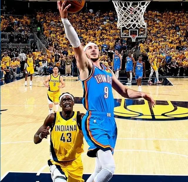 #卡鲁索# #卡鲁索效应# #雷霆卡鲁索#            NBA总决赛G