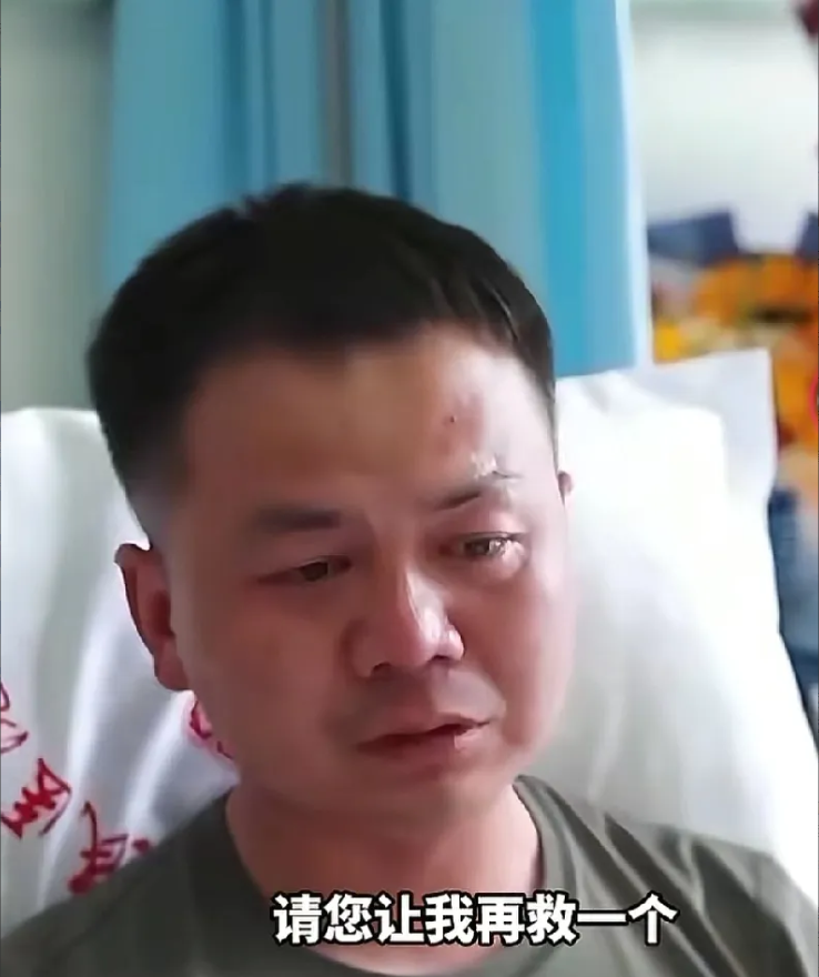 这怎么能忍住不流泪呢？
明知道可能去了就回不来了
毅然决然的跪下向母亲磕了个头，