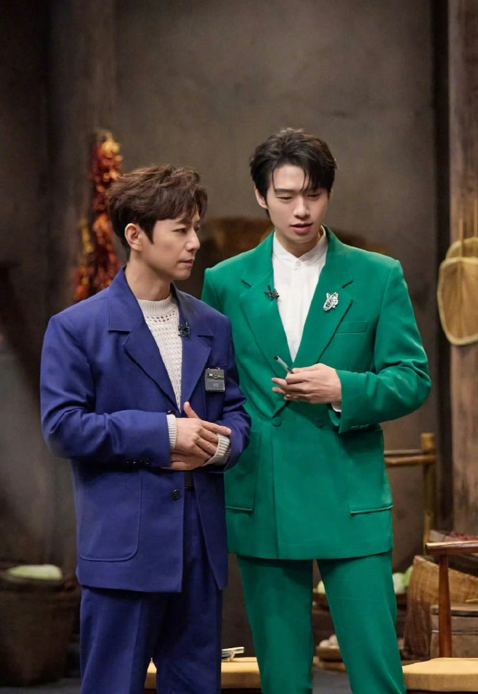 魏大勋推荐圈内疯蜜，答案竟是何老师！颠覆众人对何老师稳重的印象，时间好友的友情里