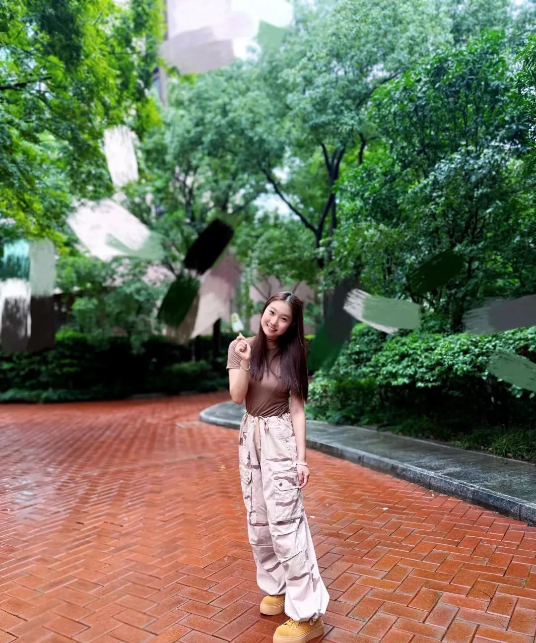 马伊琍17岁的女儿，
这颜值能出道吗？