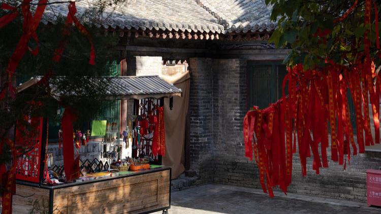 土崖上的生死课｜蒲县东岳庙深度游：在一座"地狱庙"里，读懂中国人的善恶观与生存智慧