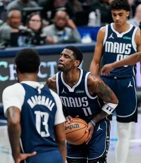 爆炸性消息！NBA现役最贵膝盖诞生！

欧文2月疯狂场均39.4分钟登顶联盟，却