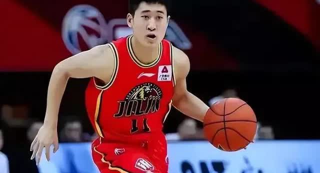 神操作！大姜交易、小姜留队、钟诚退位、
吉林男篮🏀或许不难！

吉林男篮