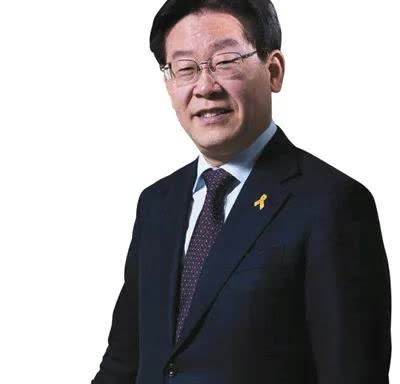 李在明抵达美国，美方派出低级别官员接机！韩媒：堪称耻辱。其实美国从心里就看不起韩