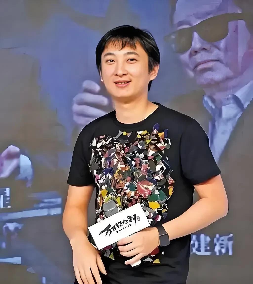 王思聪彻底洗白了，网友说他是富二代中的一股清流。
最近网上突然冒出一堆"王公子真