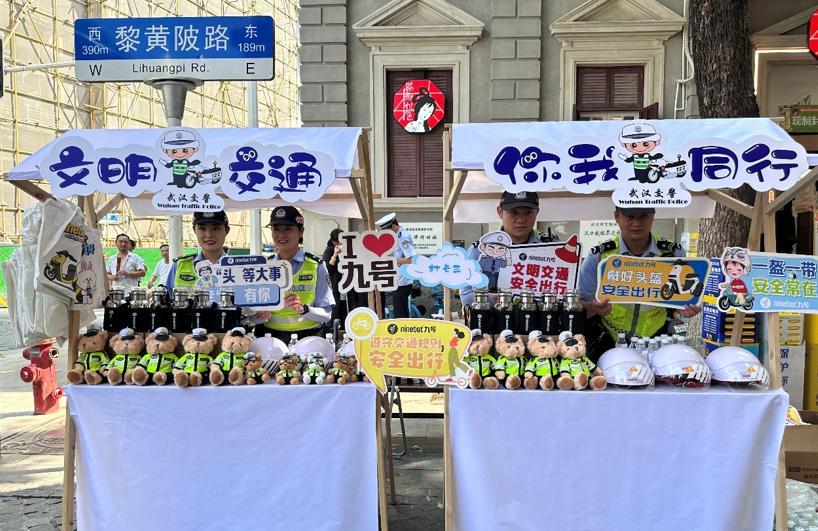 电动车作为大众出行基础的工具之一，安全一直是重中之重。而想要提升大众骑行安全，除