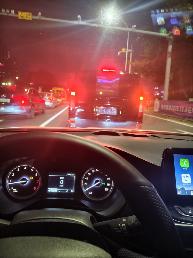 月底就满两年了
终究还是亮了呀
下周末去4儿子看看啥情况