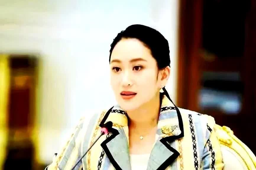 洪森真的后悔透了！

他怎么也没想到，佩通坦根本不是“小白兔”，短短几天，就