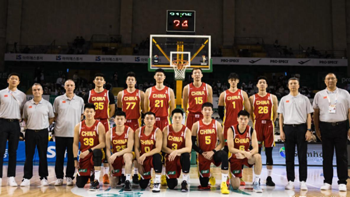 赵睿继续缺阵，程帅澎末节伤退，中国男篮76-90不敌韩国