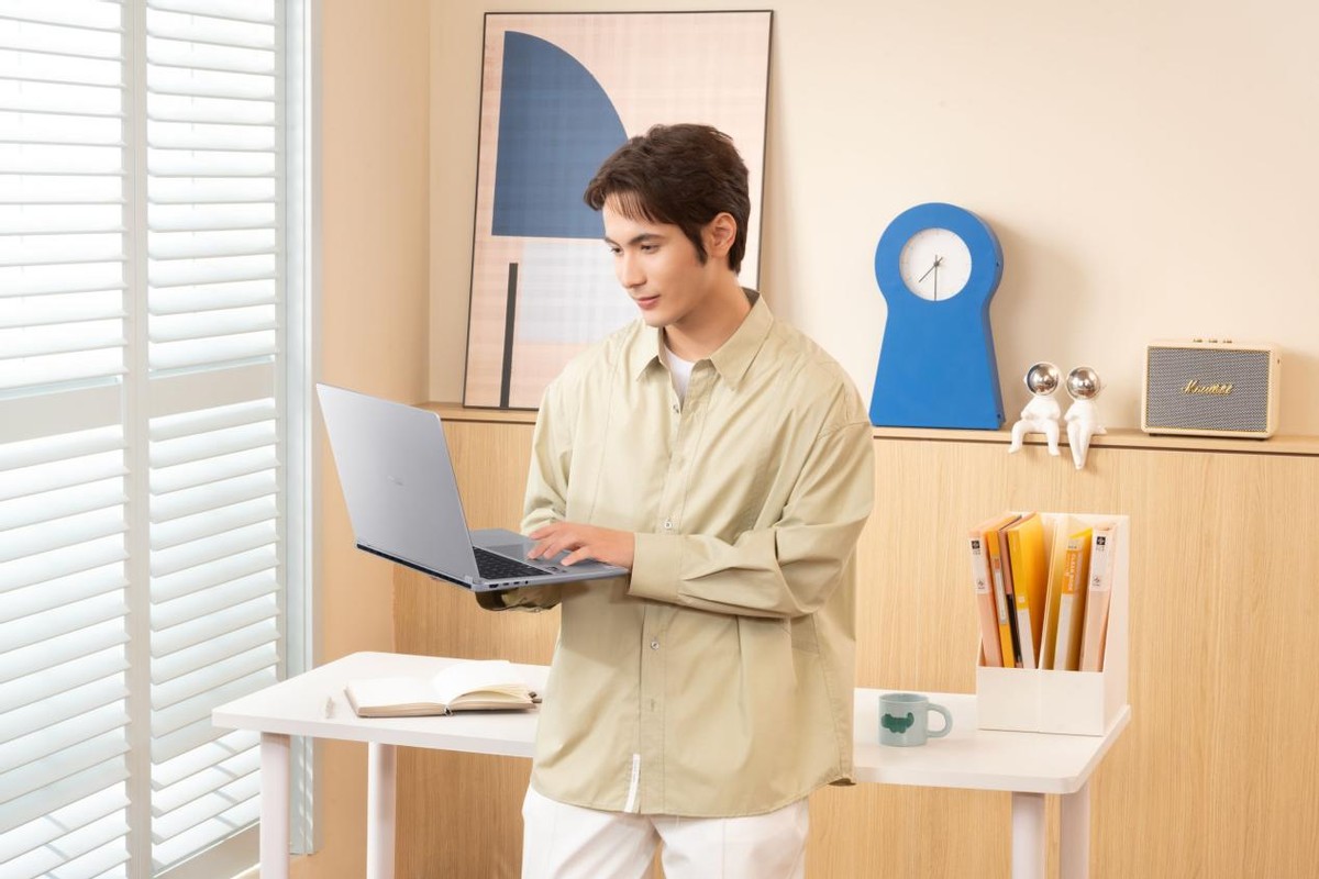 全场景高能担当，华硕无畏Pro14 2026释放80W强劲性能 轻薄随行