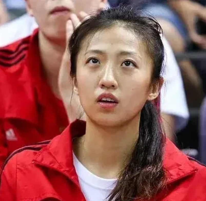 谁会是新一届中国女排队长？