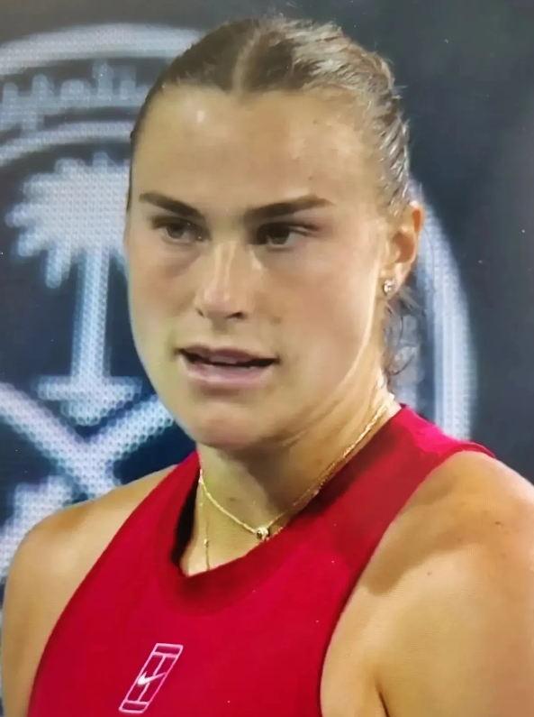横扫双亚！就在今天凌晨刚落幕的 WTA1000 迈阿密网球公开赛女单第一场半决赛
