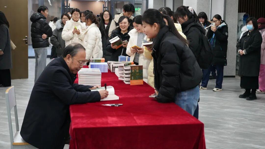 青春阅读季 | 赵德发做客“重华讲堂 ”共赴名家追梦之旅