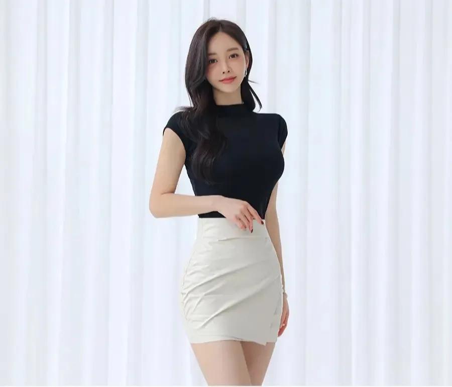 赠女冠畅师·宋·秦观