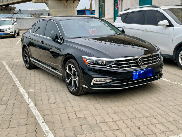 20个提新迈腾？
如果我手里真有20个，我会直接选A4，A4的平台要比迈腾高 这