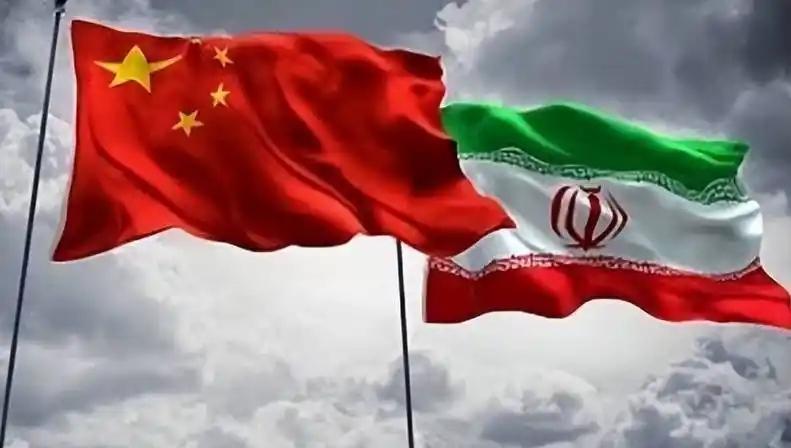 [微风]伊朗想用核计划换美国解除制裁，为啥宁可跟美国服软也不投奔中国呢？其实道理