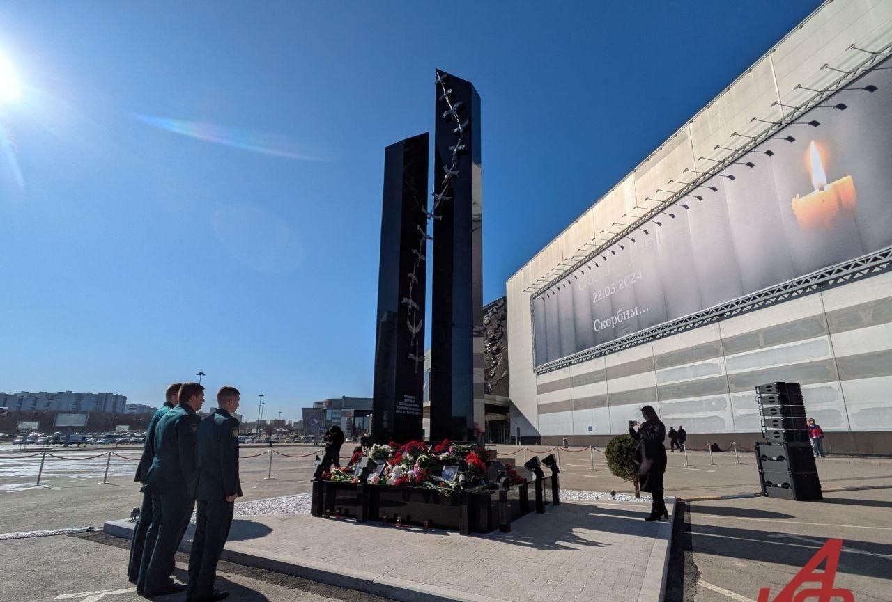 不知不觉一年过去了，当地时间3月22日，在莫斯科郊外的“克洛库斯城音乐厅”悲剧周