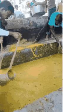 这是印度民间的真实生活场景吗？前几天，网上出现这样的小视频(点开下图GlF即可看