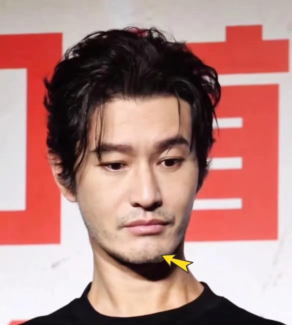 娱乐圈顶流考博落选，
张雪峰的“名额论”再封神！
普通人更该看
6月20日，上海