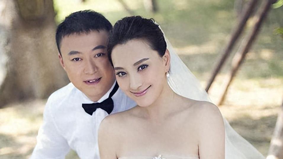 国乒太太团谁最美？马龙、梁靖崑老婆皆上榜，皮肤白皙气质佳