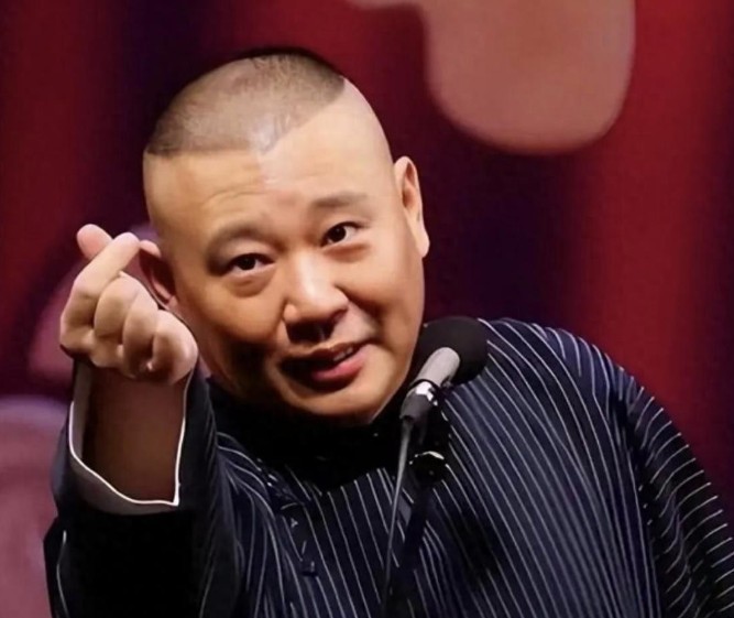 郭德纲回应被指不爱郭麒麟：我这好大儿凭什么不爱？
 
不都是黑粉，对老郭也是真的