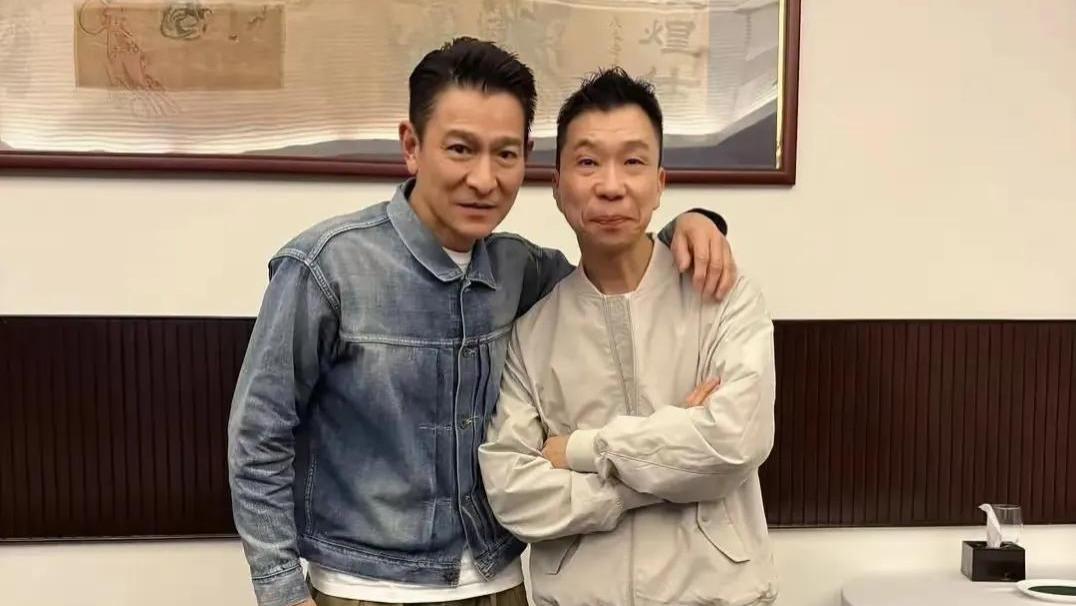 63岁刘德华近照曝光！瘦到脱相，引全网心疼 喊话：快给天王吃肉！