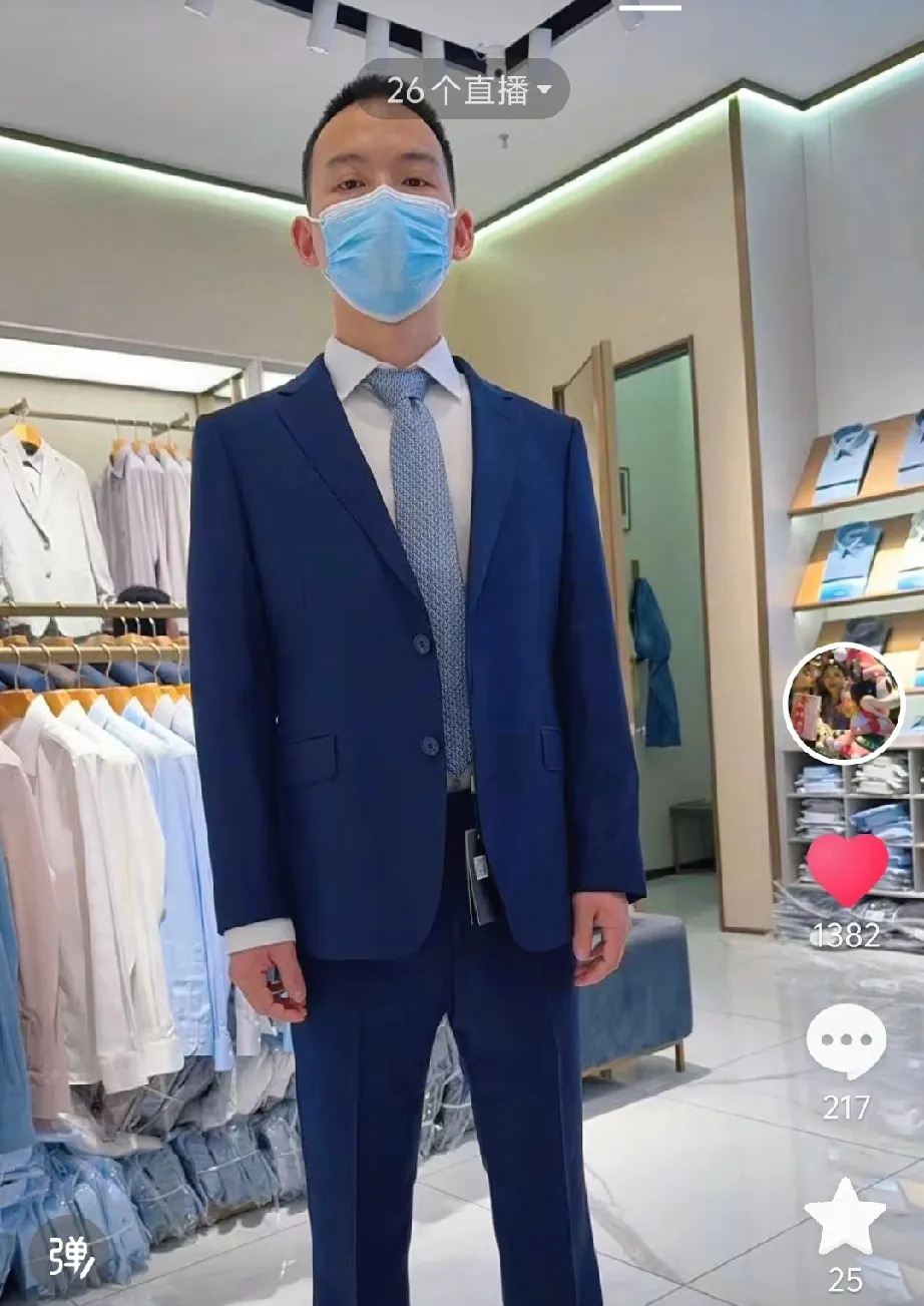 谢浩楠百万寻亲宴引热议











我的天哪！谢浩楠回家了！这可是个大