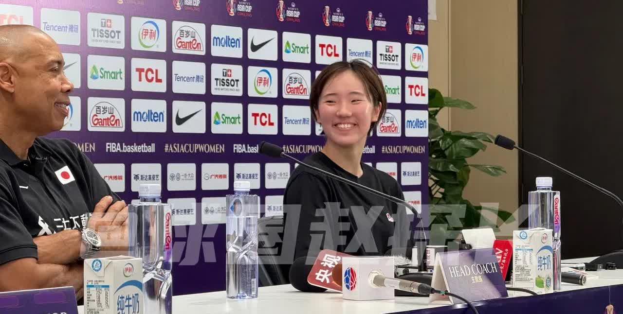女篮亚洲第一控卫田中心谈赢中国依靠的是:全队整体防守和用速度拖住对手。

日