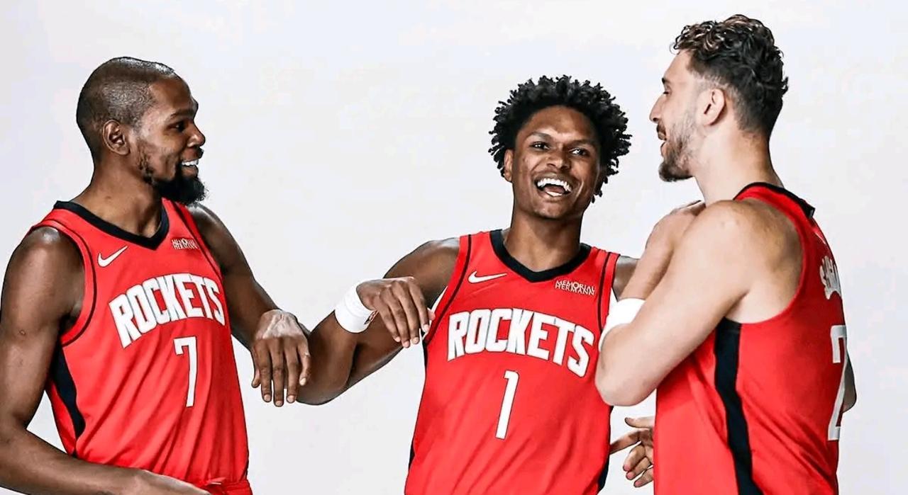 火箭现在6胜3负算不算强队
输的对手合计25胜5负，正好联盟前3，马刺。躺着一个