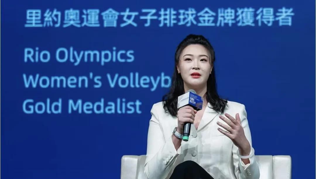 今天晚上女排战多米尼加，提 “3 个建议”！  
特别是自由人，倪非凡需要注意力