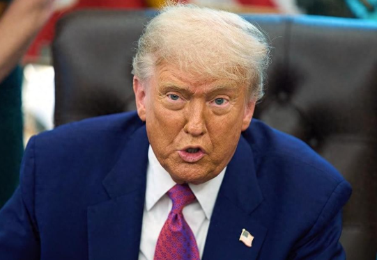 31号，美国总统特朗普打响对全球关税的第一枪。
虽然现在还有100多国都没有和美
