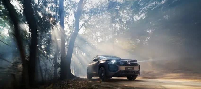 Pro定位于全境大七座智能SUV，它不仅继承了大众SUV的优秀基因，更是从外观到