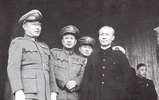 1945年，国民党一失业军官，组织战友们向军政部请愿，事情虽然得到了圆满解决，他